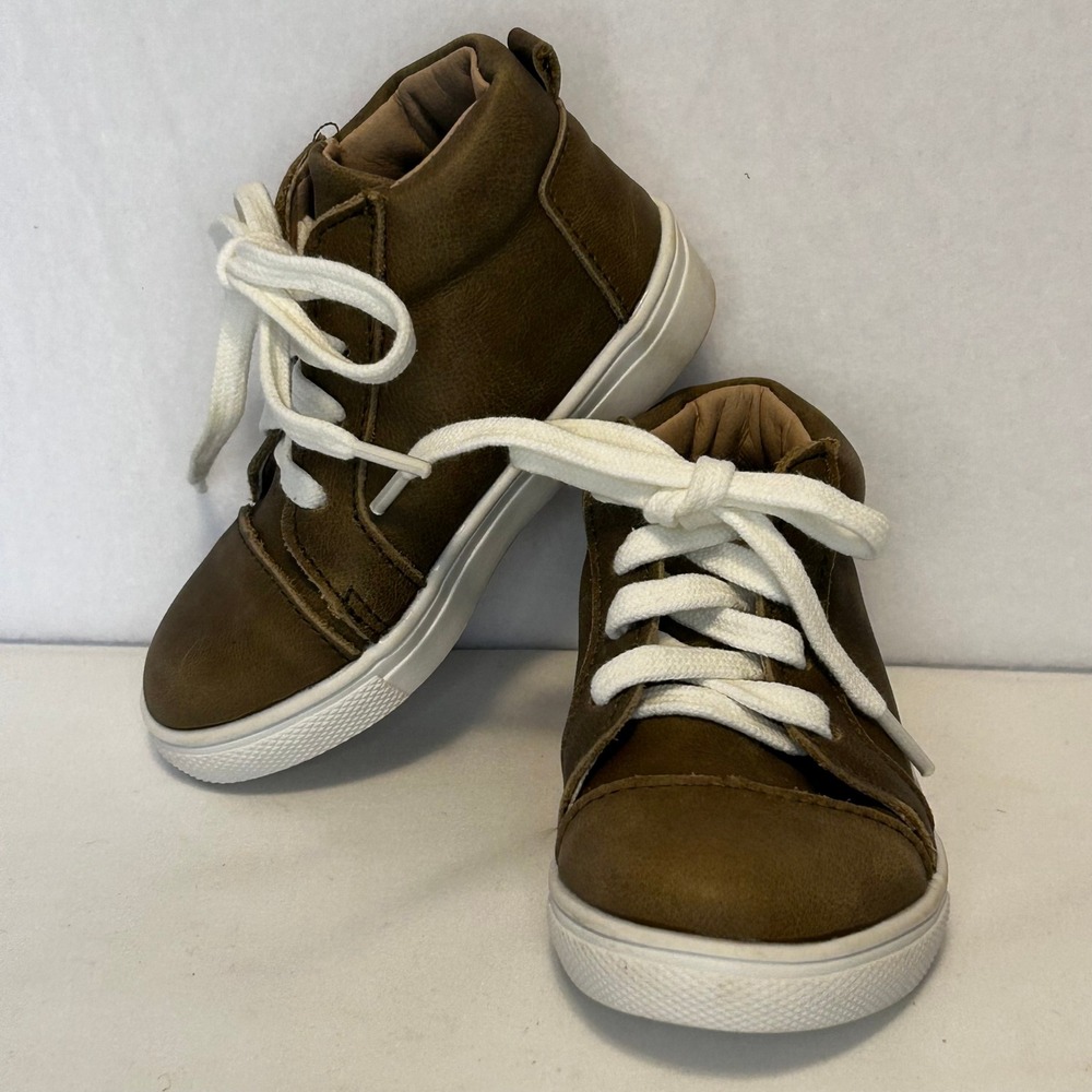Little & Loved Kids Brown Faux Leather High‎ Top Lace Up Sneakers Size 6